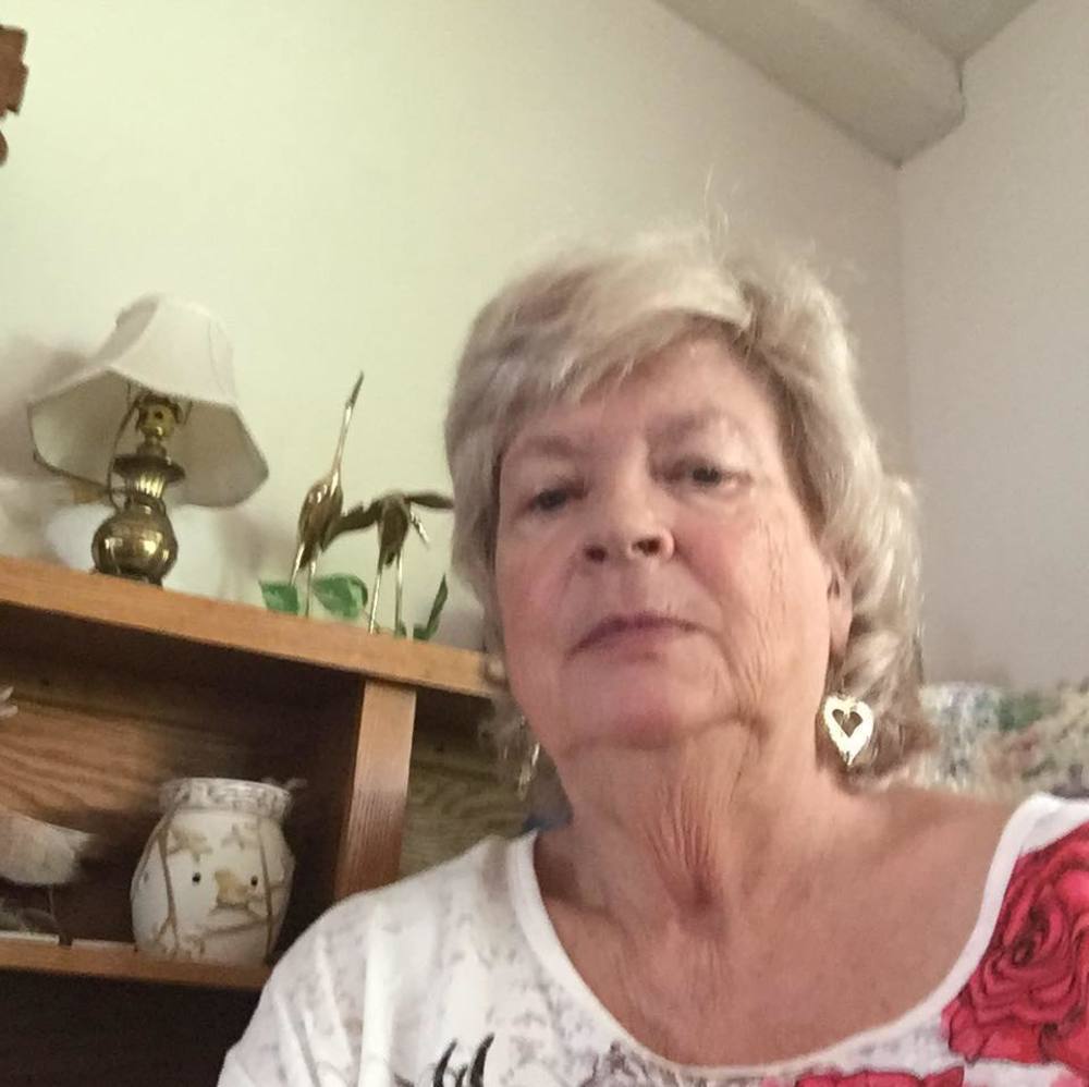 Meet your Posher, Sandy